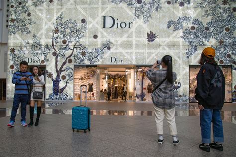 dior fortune|christian dior profits.